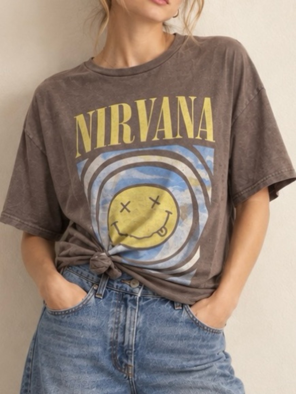 Nirvana Smiley Vibes Boyfriend Graphic Tee – Women’s Medium